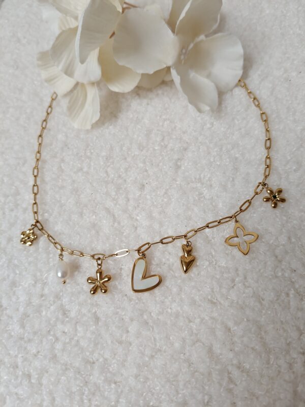 Ketting bedel wit hartje/bloem | Goud